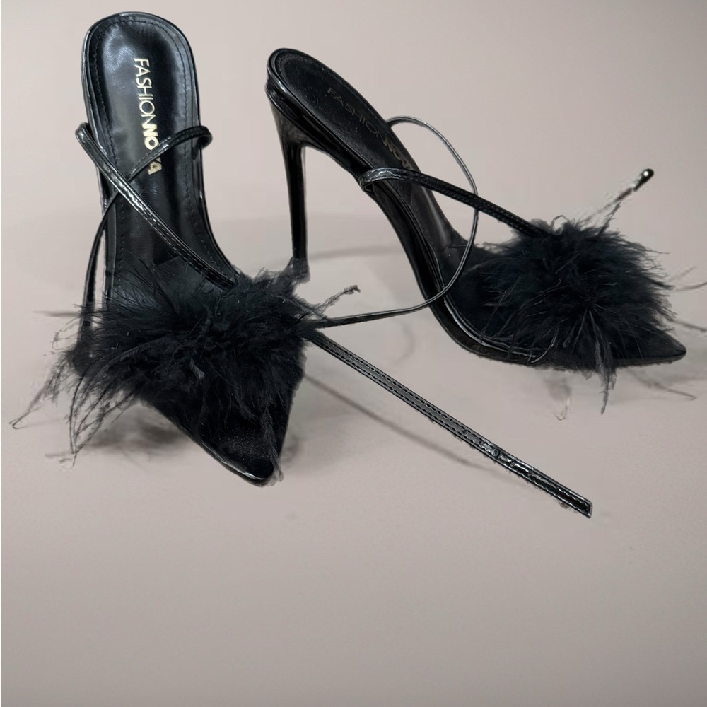 Fashion Nova Black Feathered Heels